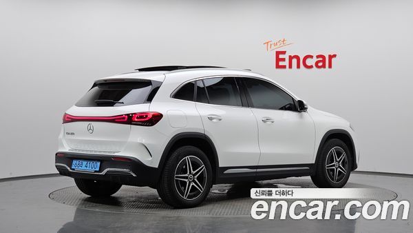 Mercedes-Benz EQA 2024