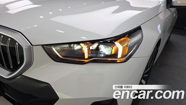 BMW 5 Series 2025, фото 7