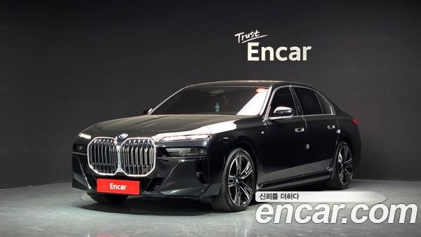 BMW i7 2024