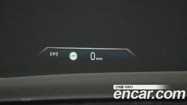 BMW i7 2024, фото 30