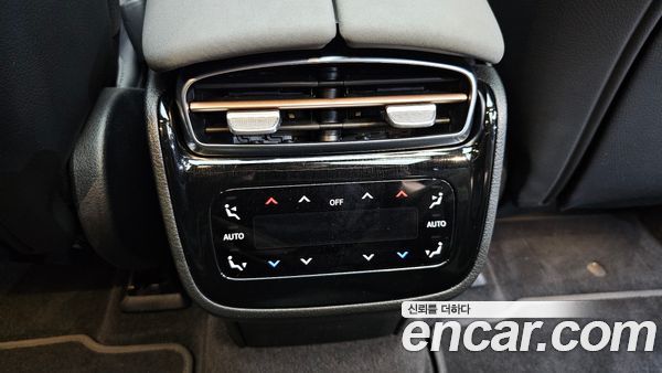 Mercedes-Benz EQS 2023, фото 30