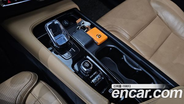 Volvo XC90 2021, фото 12
