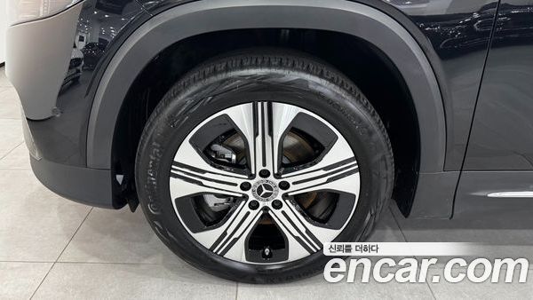 Mercedes-Benz EQB 2026, фото 5
