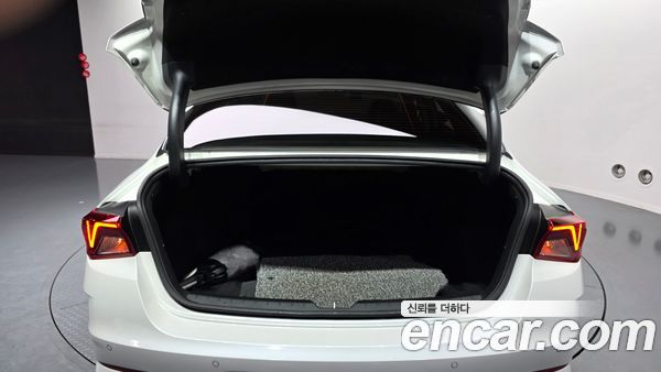Kia K5 2022, фото 32