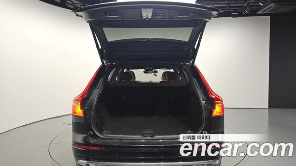 Volvo XC60 2023, фото 31