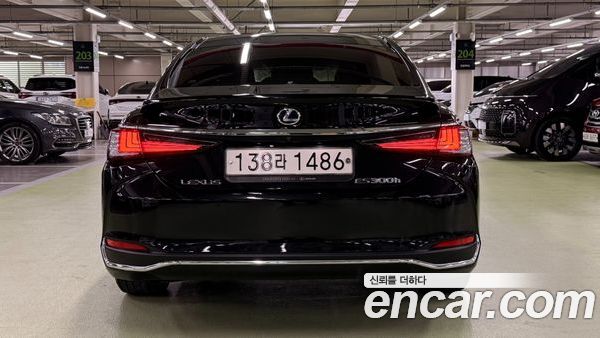 Lexus ES 2022, фото 5