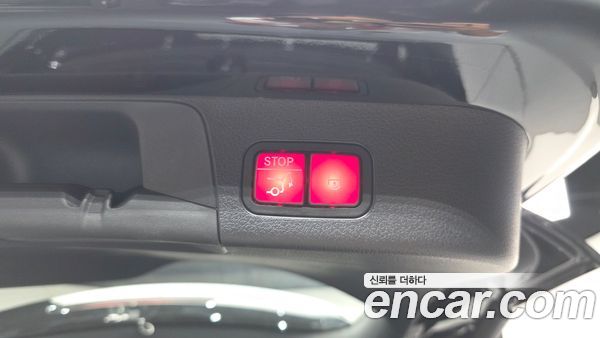 Mercedes-Benz GLB 2025, фото 25