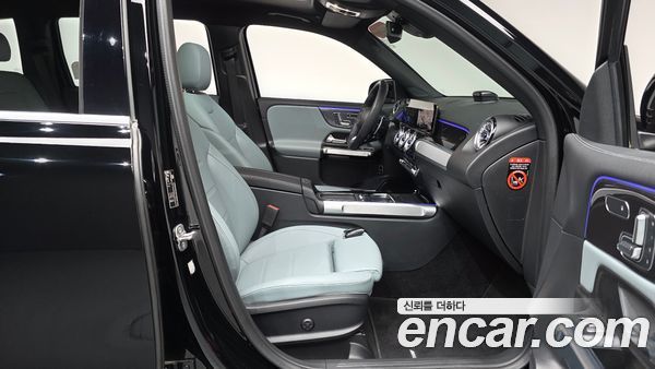 Mercedes-Benz GLB 2025, фото 15