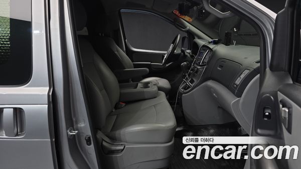 Hyundai Grand Starex 2021, фото 16