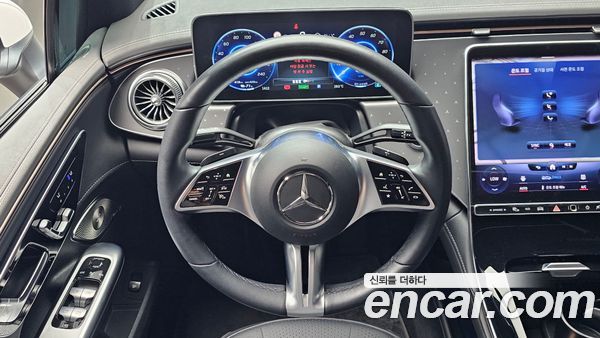 Mercedes-Benz EQE 2023, фото 19