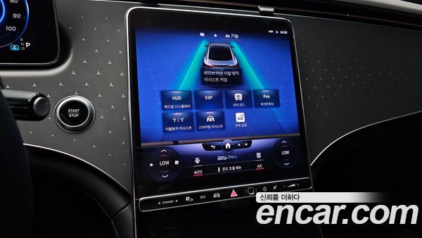 Mercedes-Benz EQE 2023, фото 22