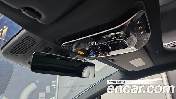 Mercedes-Benz EQE 2023, фото 29
