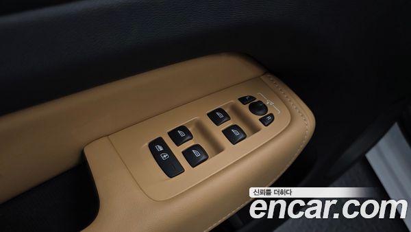 Volvo XC60 2022, фото 27