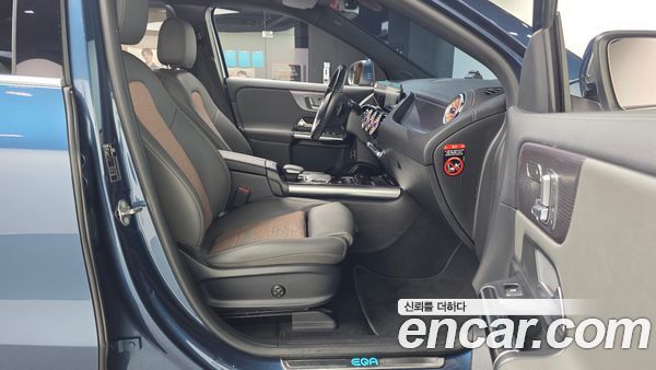 Mercedes-Benz EQA 2021, фото 16