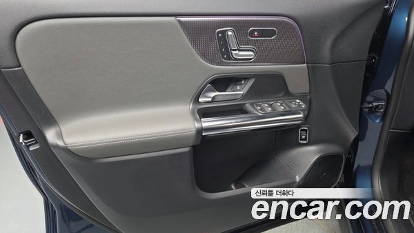 Mercedes-Benz EQA 2021, фото 13