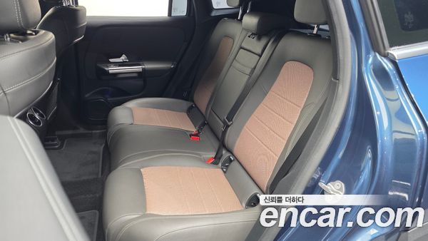Mercedes-Benz EQA 2021, фото 15