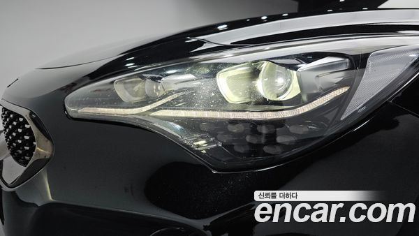 Kia Stinger 2022, фото 8