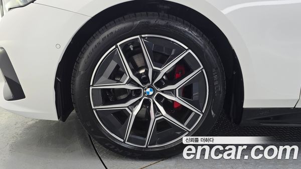 BMW 5 Series 2026, фото 5