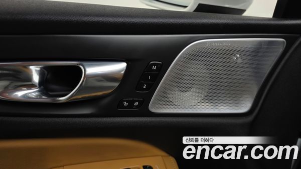 Volvo S60 2022, фото 29