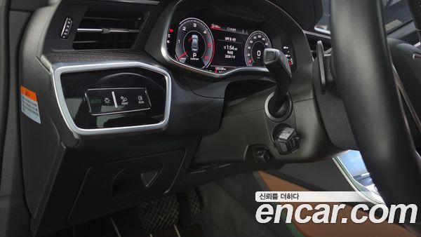 Audi A6 2020, фото 31
