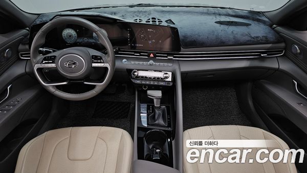 Hyundai Elantra 2023, фото 10