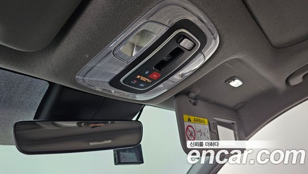 Hyundai Elantra 2023, фото 30