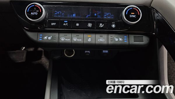 Hyundai Elantra 2023, фото 31