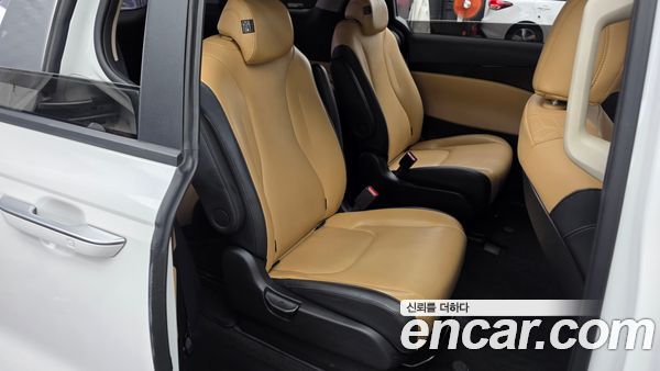 Kia Carnival 2023, фото 18