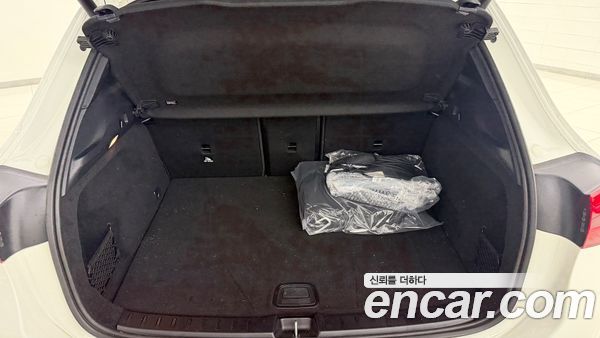 Mercedes-Benz EQA 2026, фото 12