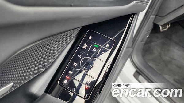 Audi A6 e-Tron 2025, фото 29