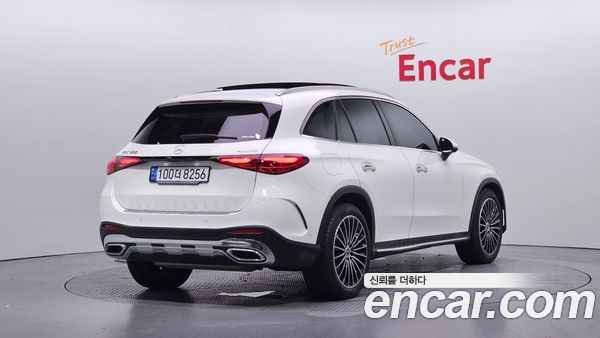Mercedes-Benz GLC 2024, фото 2