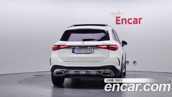 Mercedes-Benz GLC 2024, фото 4