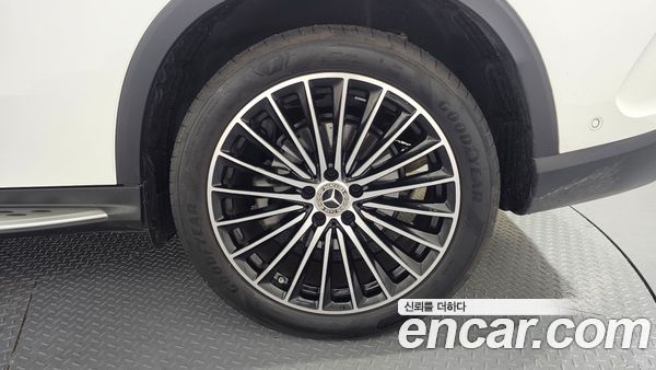 Mercedes-Benz GLC 2024, фото 7
