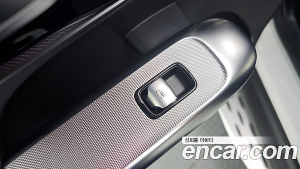 Mercedes-Benz GLC 2024, фото 27