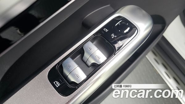 Mercedes-Benz GLC 2024, фото 33