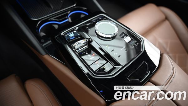 BMW i5 2024, фото 9