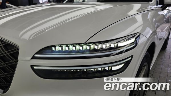 Genesis GV70 2025, фото 8