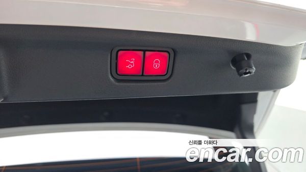 Mercedes-Benz C-Class 2023, фото 32