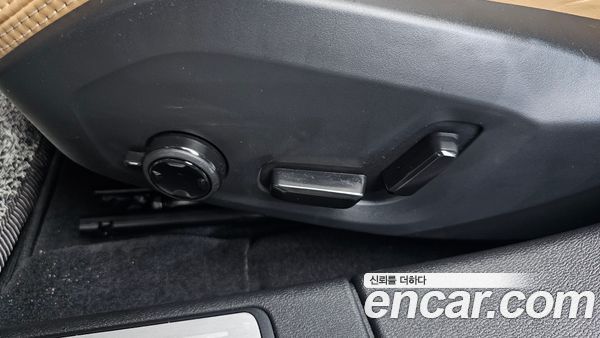 Volvo V60 2024, фото 31