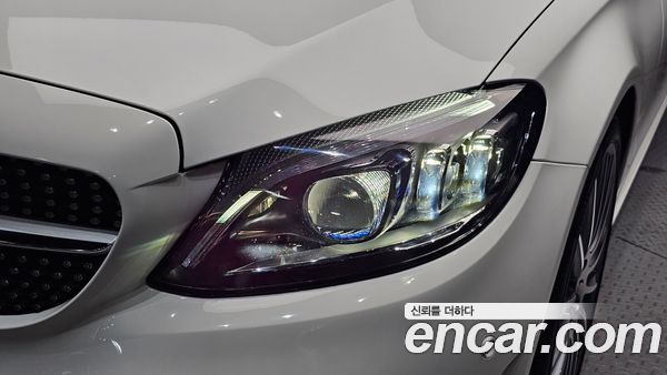 Mercedes-Benz C-Class 2023, фото 8