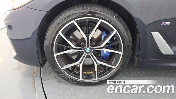 BMW 5 Series 2023, фото 5