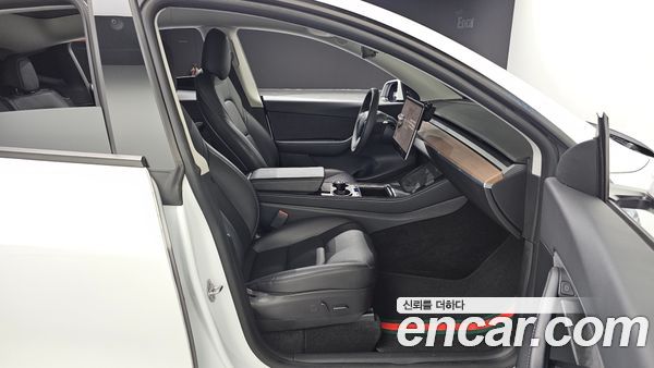 Tesla Model Y 2022, фото 16