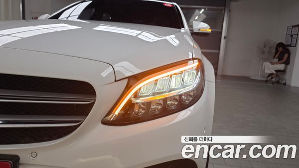 Mercedes-Benz C-Class 2020, фото 8