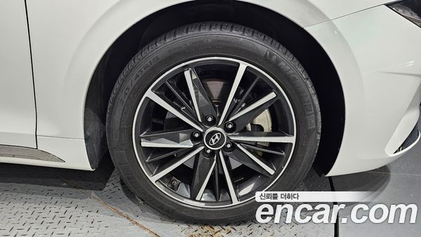 Hyundai Grandeur 2022, фото 5