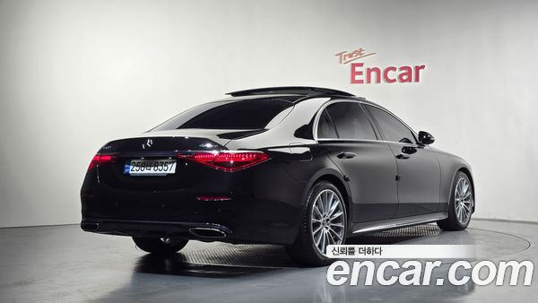 Mercedes-Benz S-Class 2022, фото 2