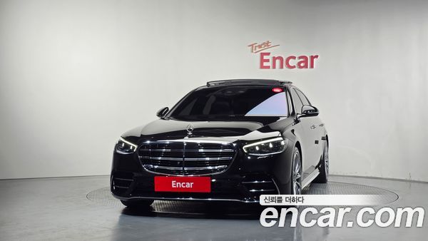 Mercedes-Benz S-Class 2022, фото 3