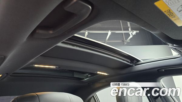Mercedes-Benz S-Class 2022, фото 24
