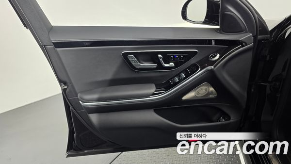 Mercedes-Benz S-Class 2022, фото 14