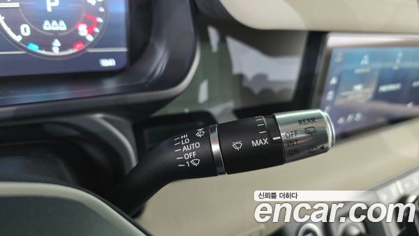 Land Rover Defender 2022, фото 28