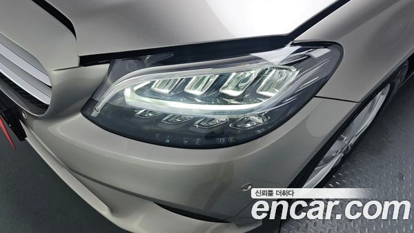 Mercedes-Benz C-Class 2020, фото 7